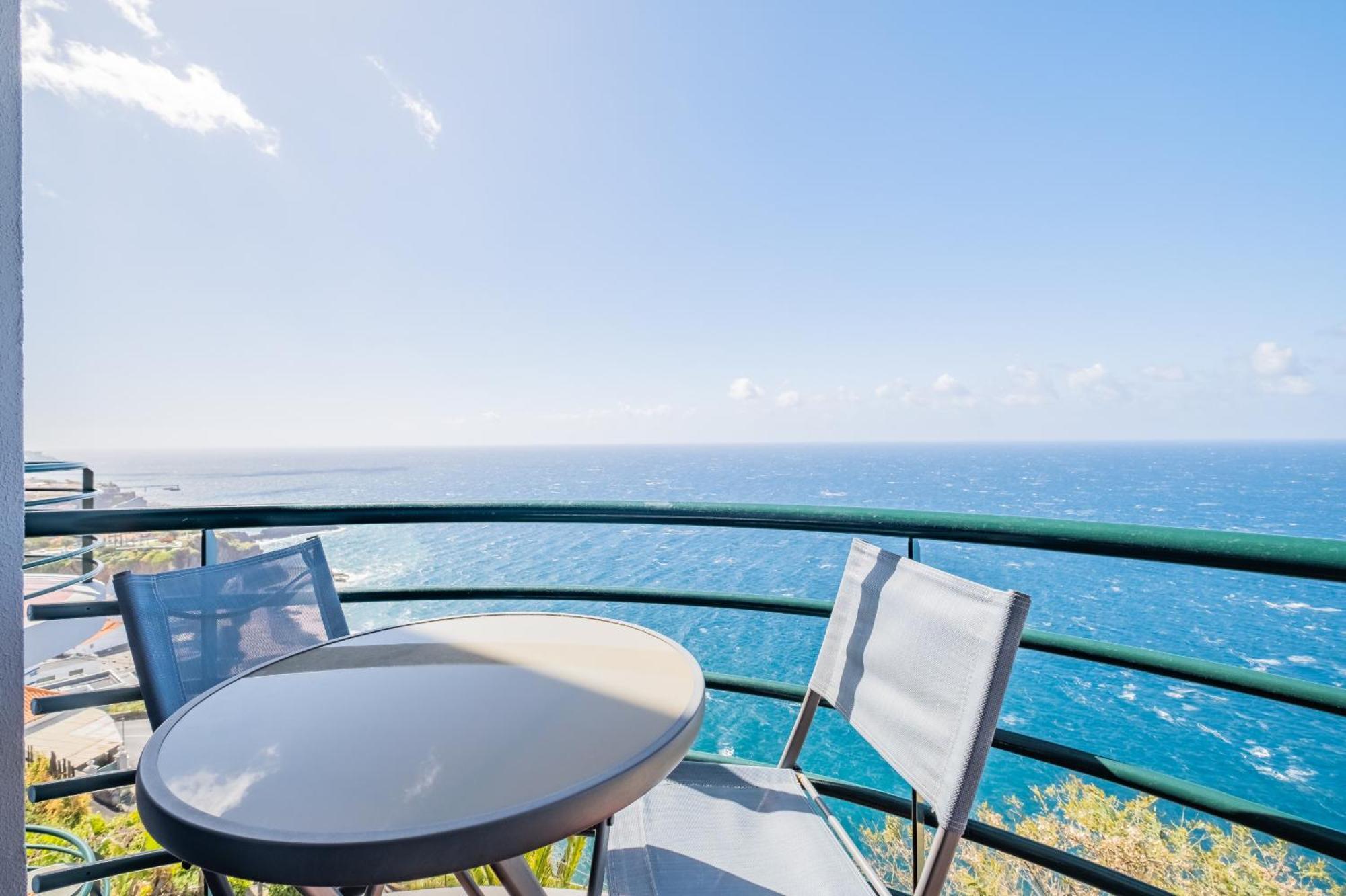 Апартаменты Sea View - By Wehost Камара-де-Лобуш Экстерьер фото